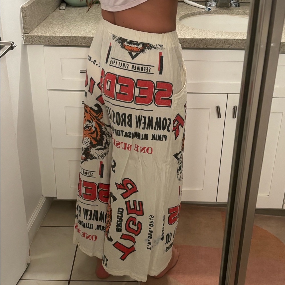 Tiger Graphic Print Flowy Pants